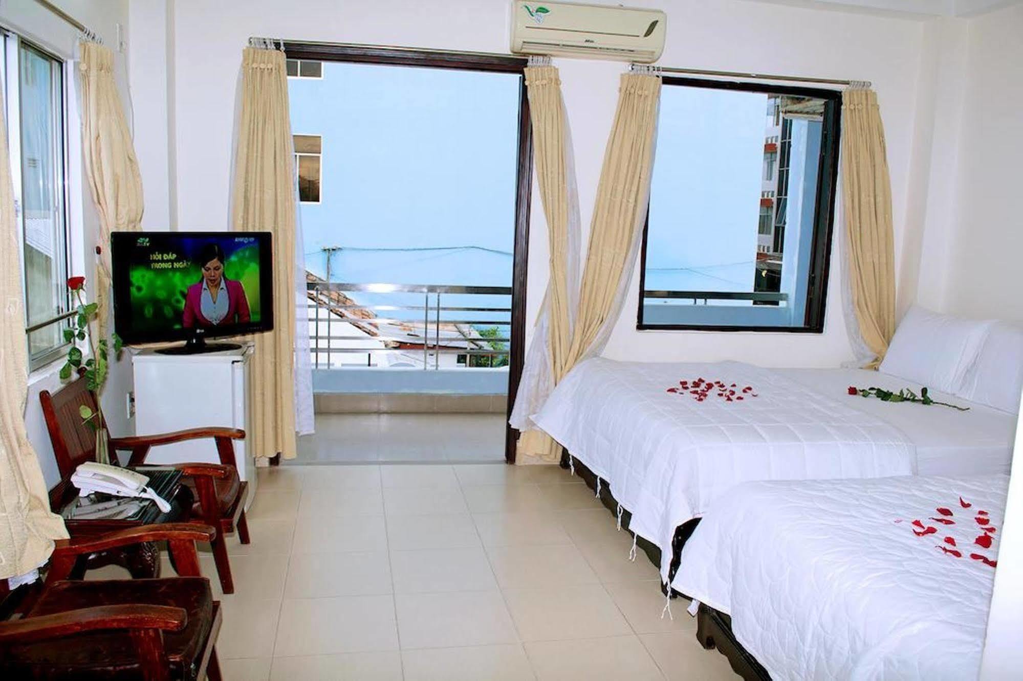 Ht3 Hotel Nha Trang Exterior foto